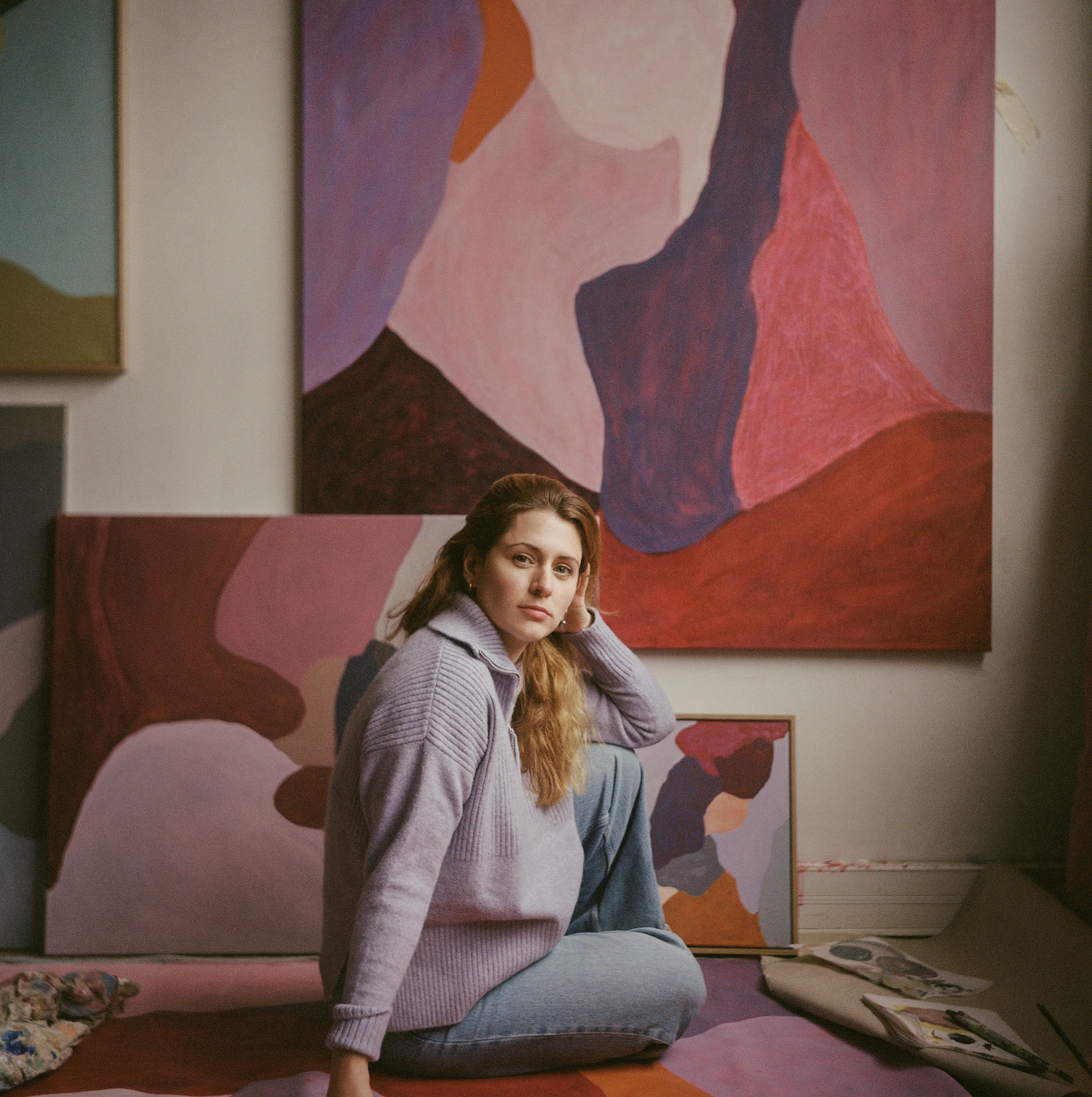 Artisanat : l’art et la couleur de l&rsquo;artiste peintre Andrea Mongenie
