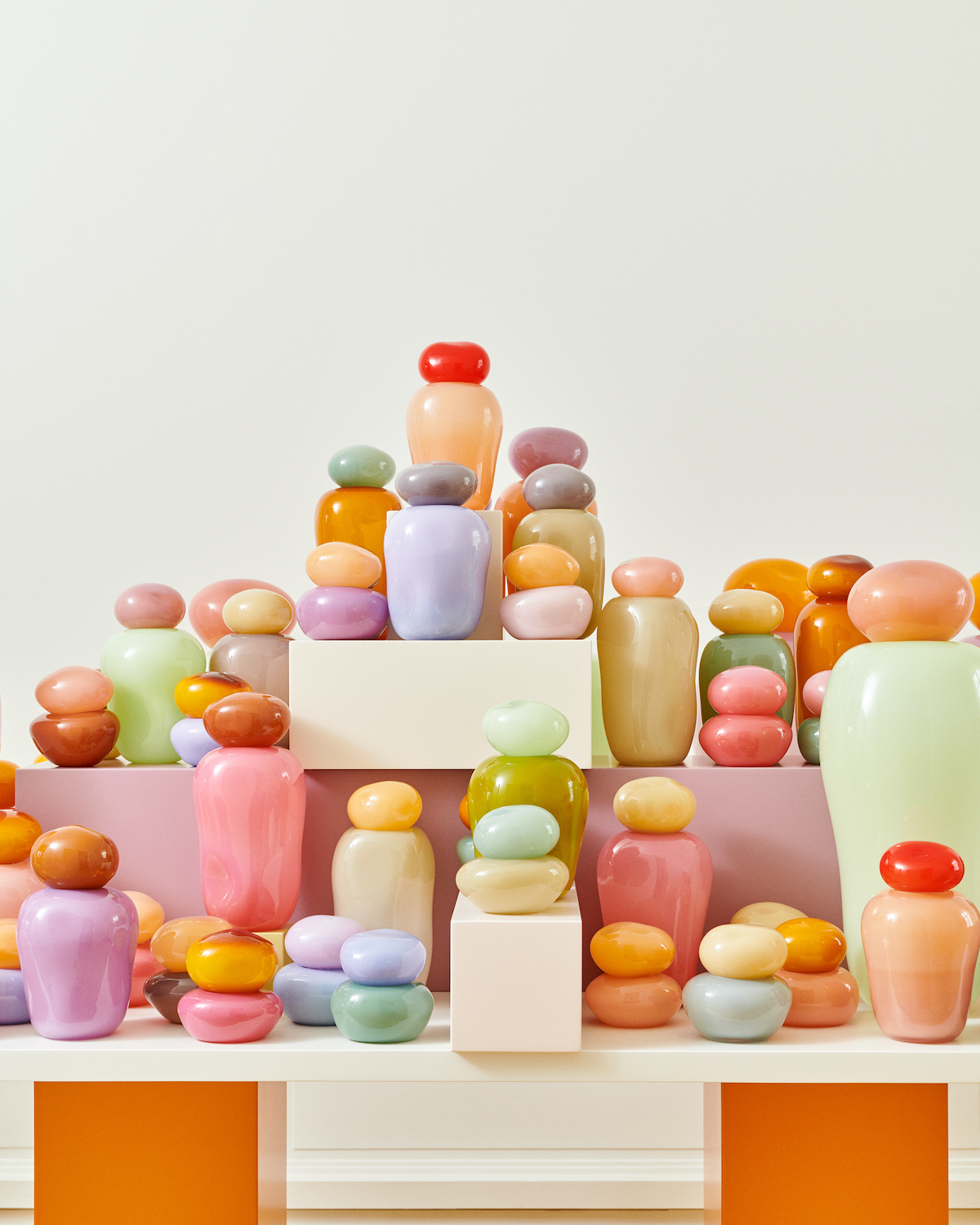 Sélection déco : 5 marques artisanales de verre coloré