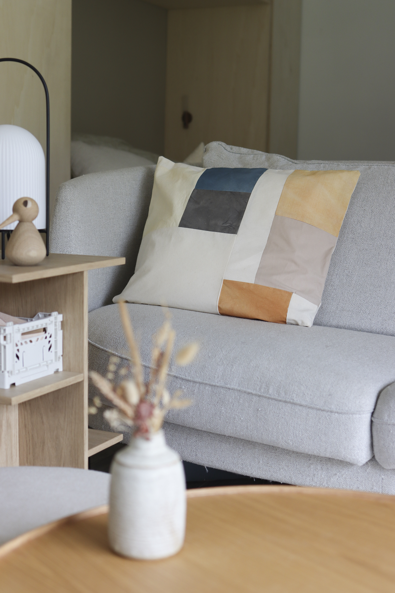 DIY : fabriquer un coussin patchwork coloré