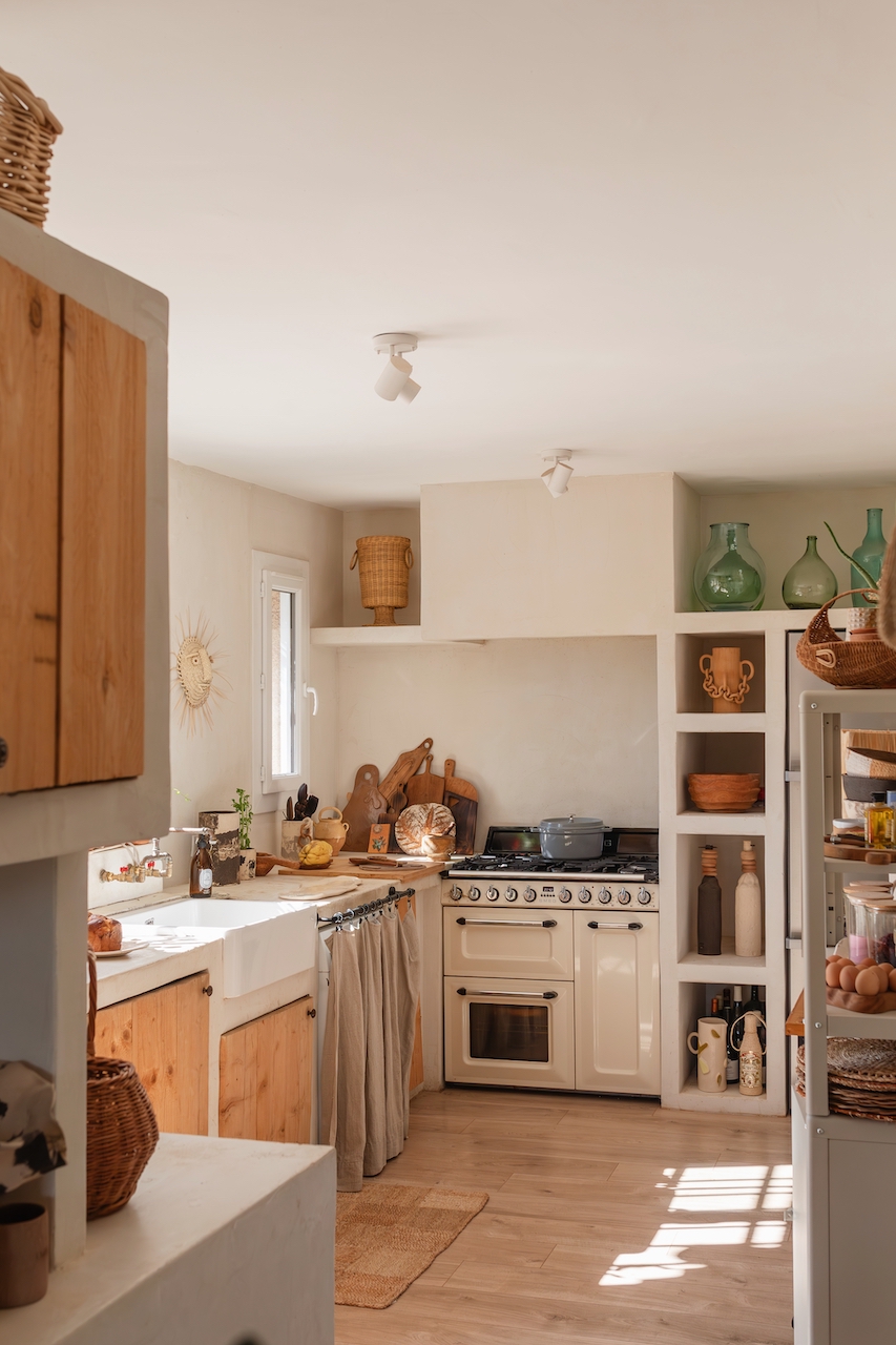 La maison solaire d&rsquo;Inès Angelini de @umami_ceramic près de Cannes