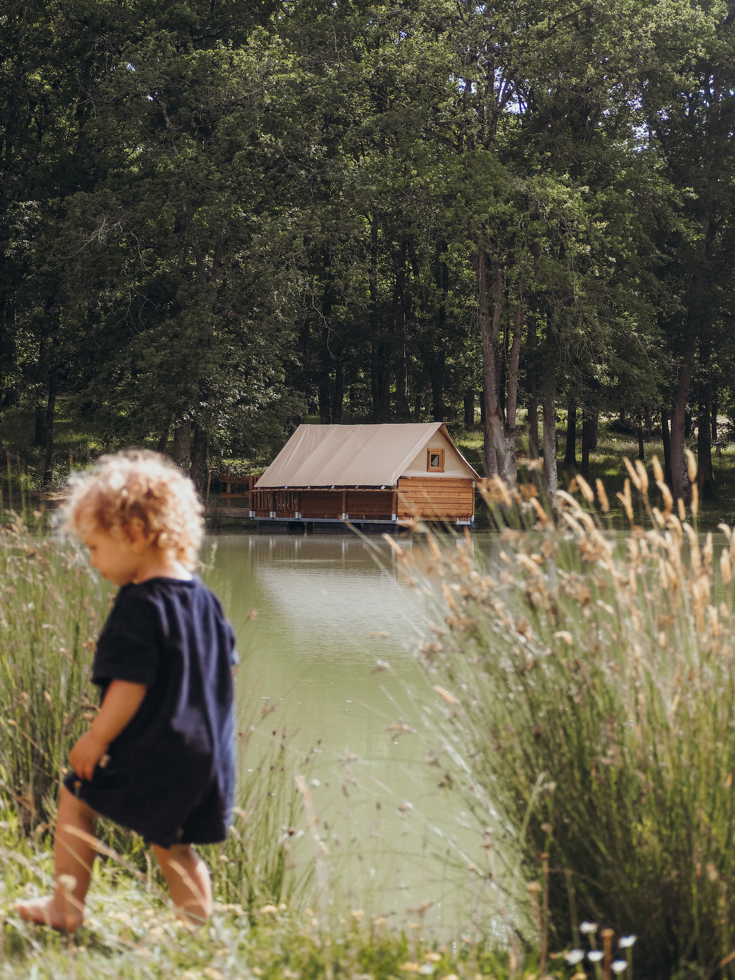 Vacances nature : Whaka Lodge Gers, les tentes conforts au bord de l&rsquo;eau